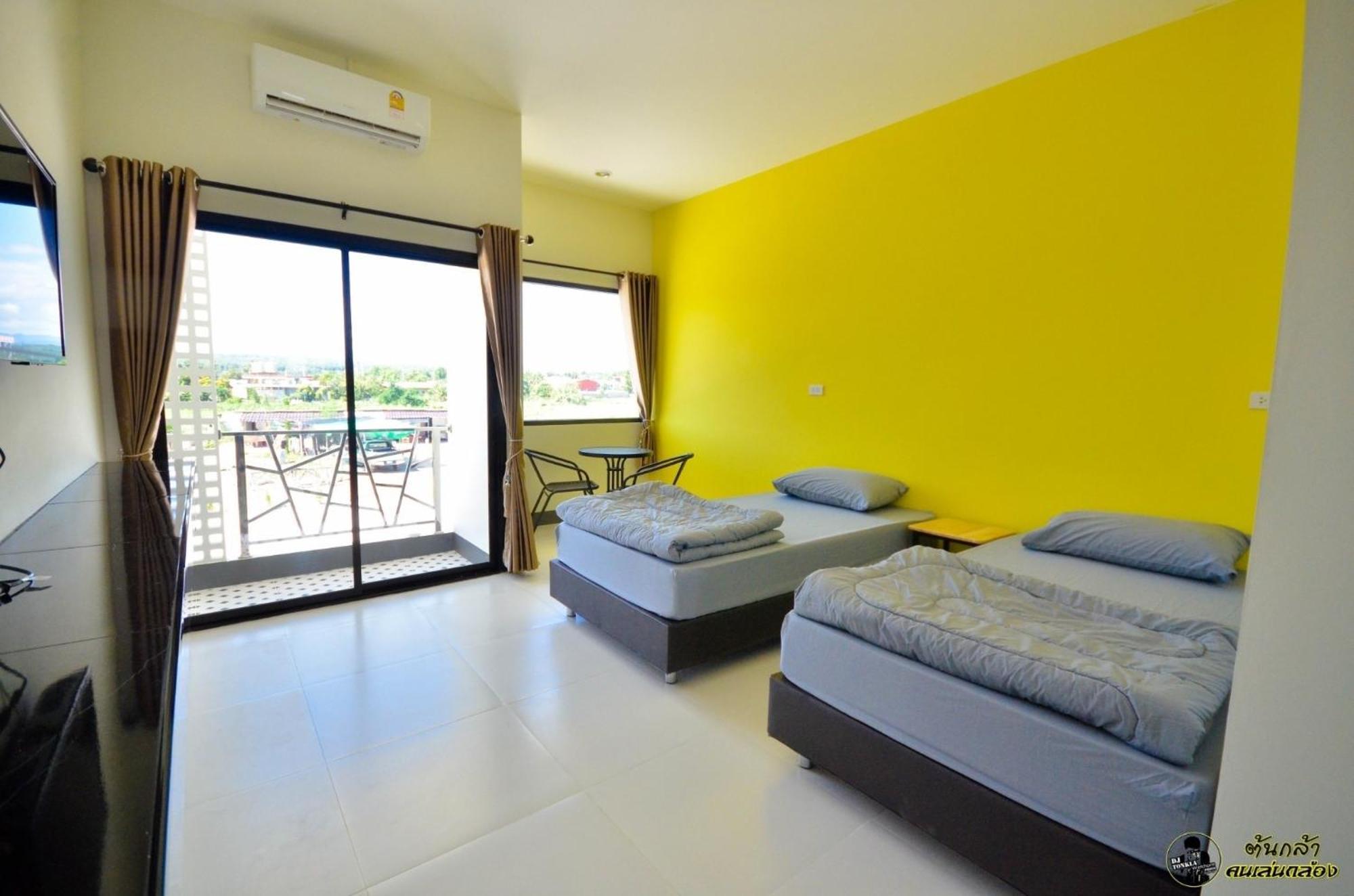 แอ่ว-ดีld Hotel&Residences Ngao Exterior foto