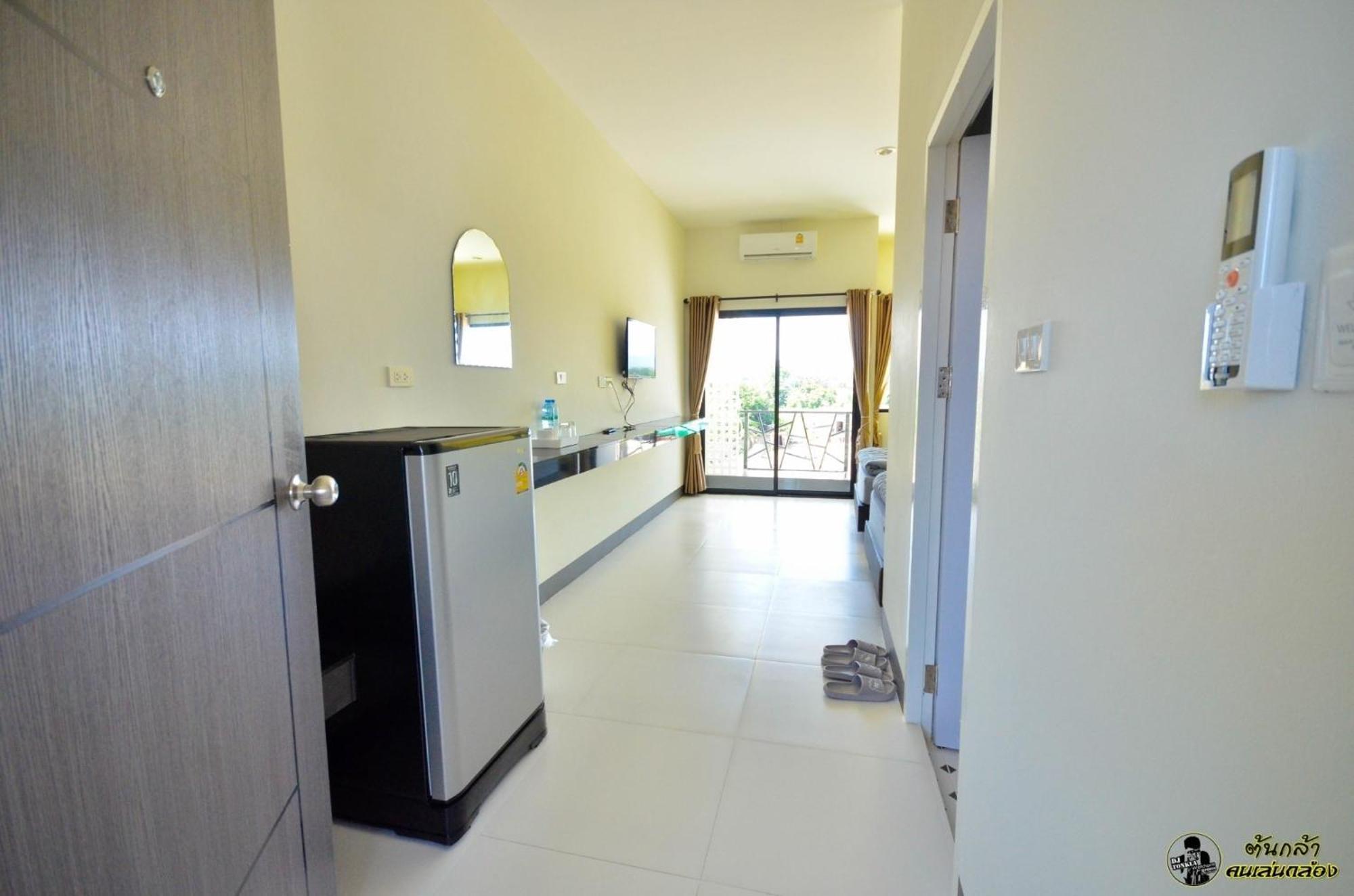 แอ่ว-ดีld Hotel&Residences Ngao Exterior foto