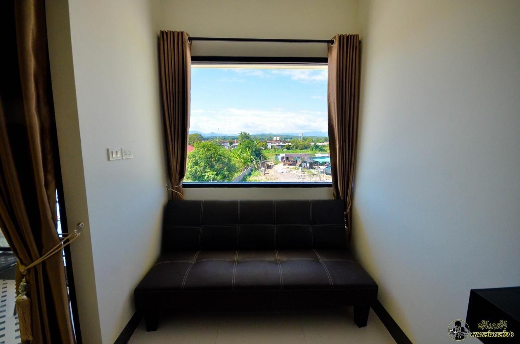 แอ่ว-ดีld Hotel&Residences Ngao Exterior foto